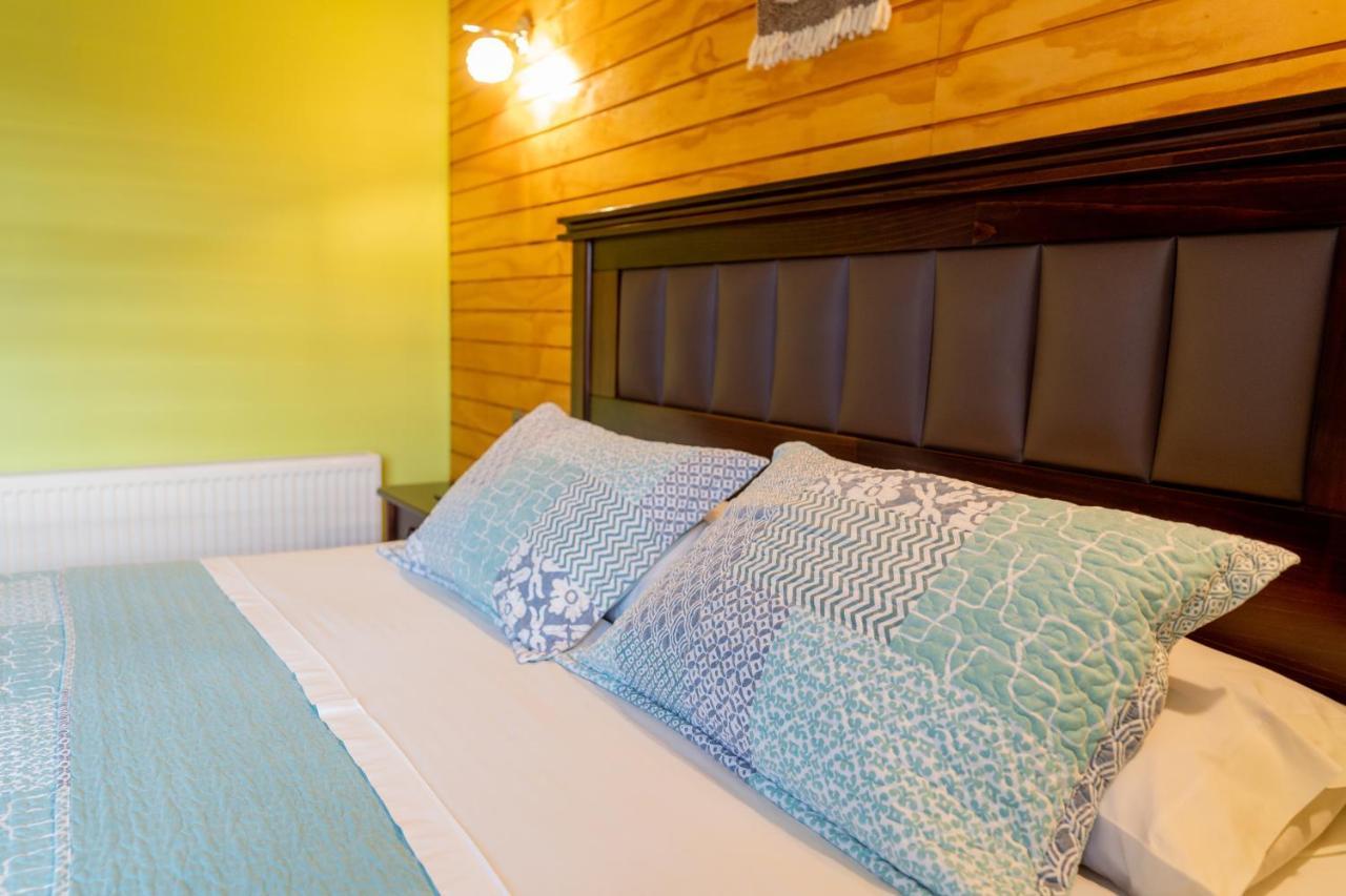 Casa Lucy Bed & Breakfast Puerto Natales Ngoại thất bức ảnh