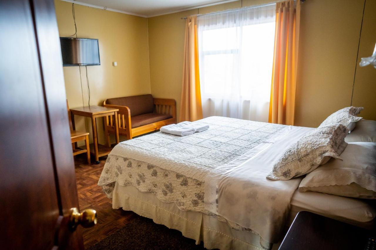 Casa Lucy Bed & Breakfast Puerto Natales Ngoại thất bức ảnh
