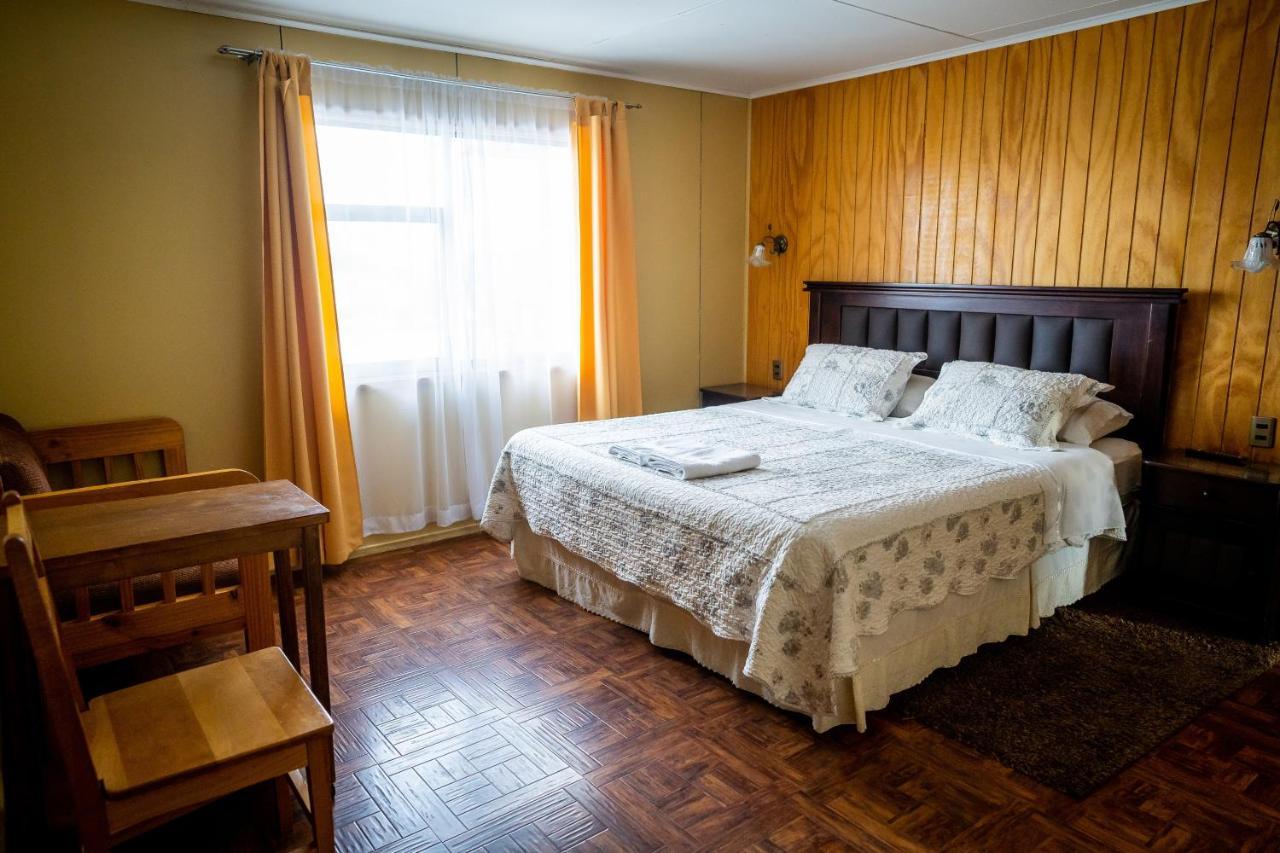 Casa Lucy Bed & Breakfast Puerto Natales Ngoại thất bức ảnh